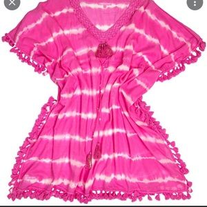 Brand new with tags Simply Southern Pink Bead coverup in the size L-XL.
